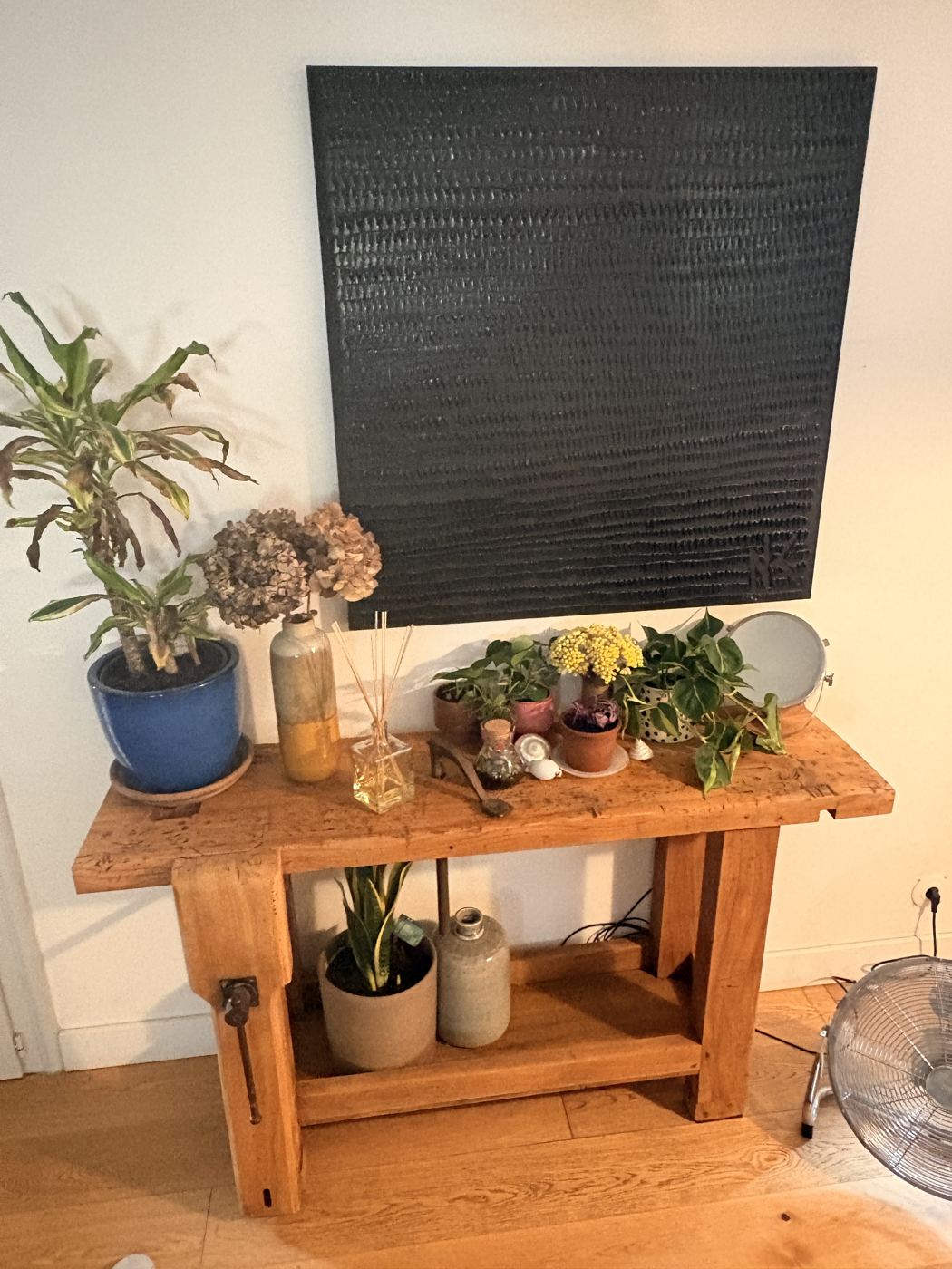 Établi restauré transformé en meuble console d'intérieur